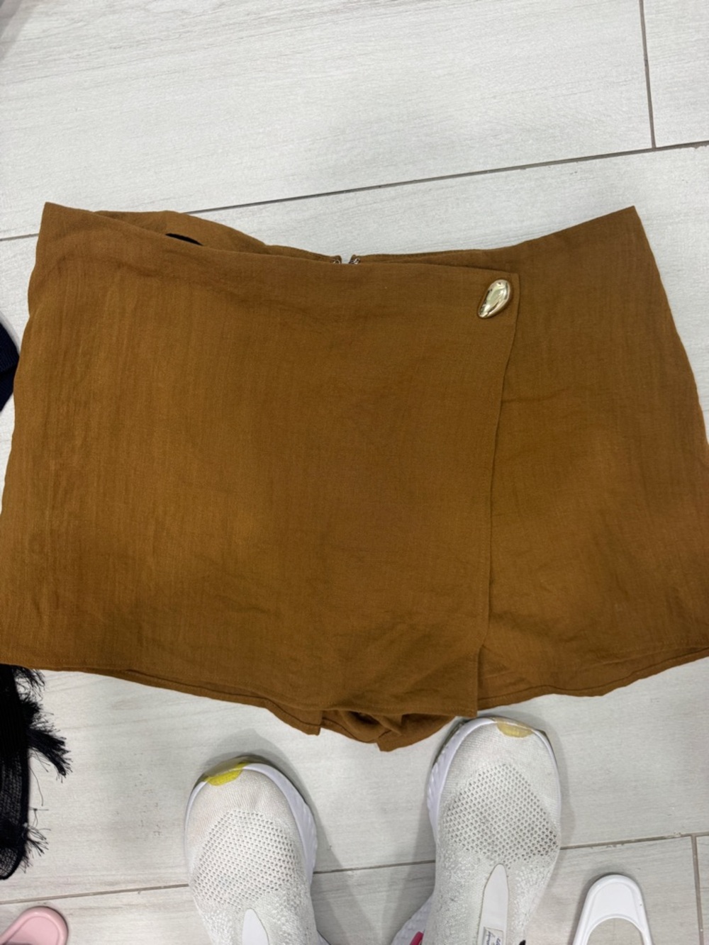 H&M skort shorts - Picture 3 of 3